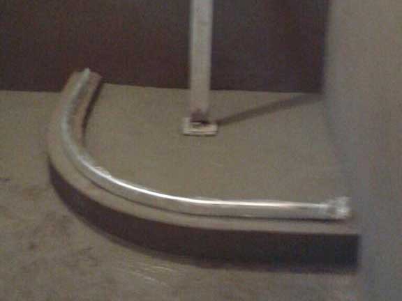 The-Repairman-bathroom-before